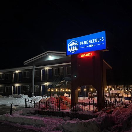 Pine Needles Inn Mount Shasta Exterior foto